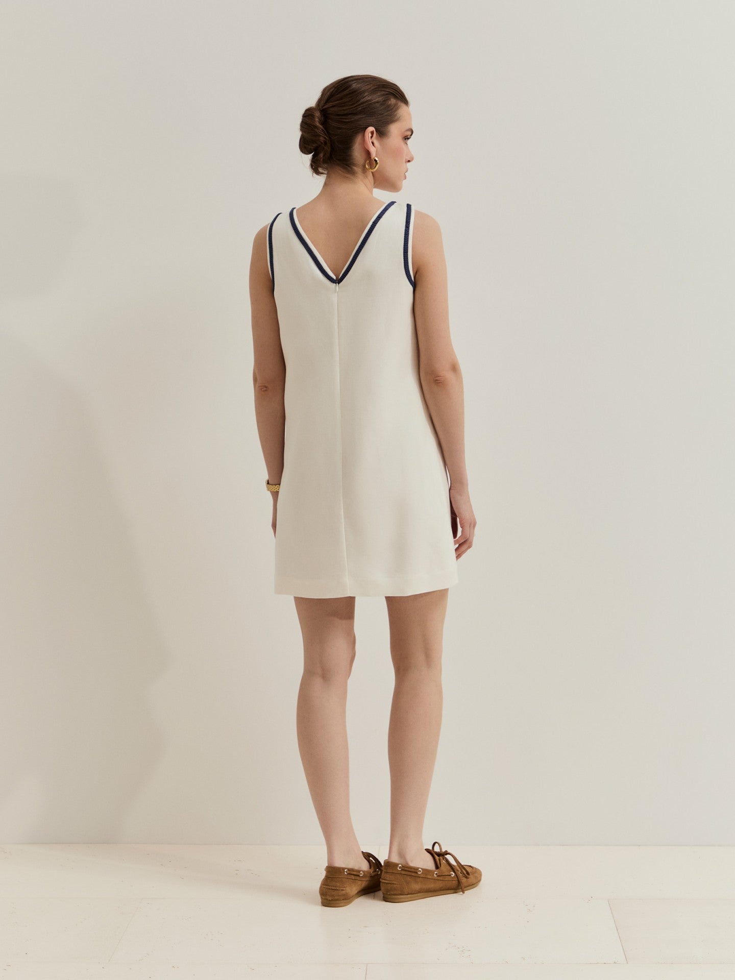 VESTIDO SIN MANGAS - LION OF PORCHES