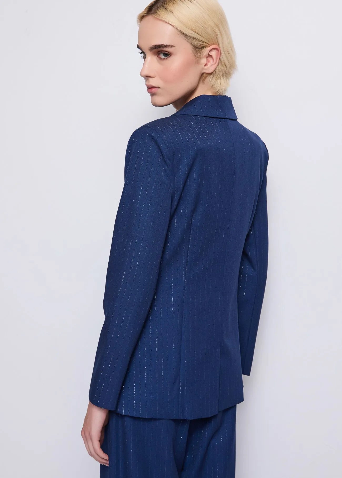 CHAQUETA RAYA DIPLOMÁTICA - DENNY ROSE