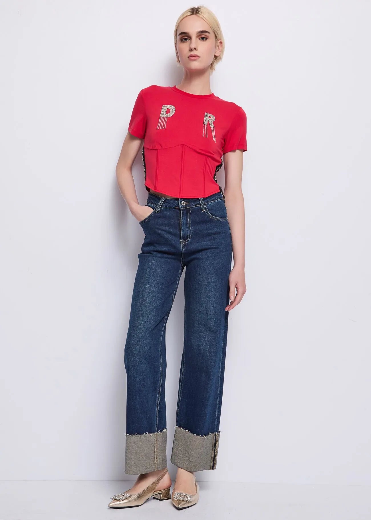 TOP CON LOGO Y PEDRERÍA - DENNY ROSE