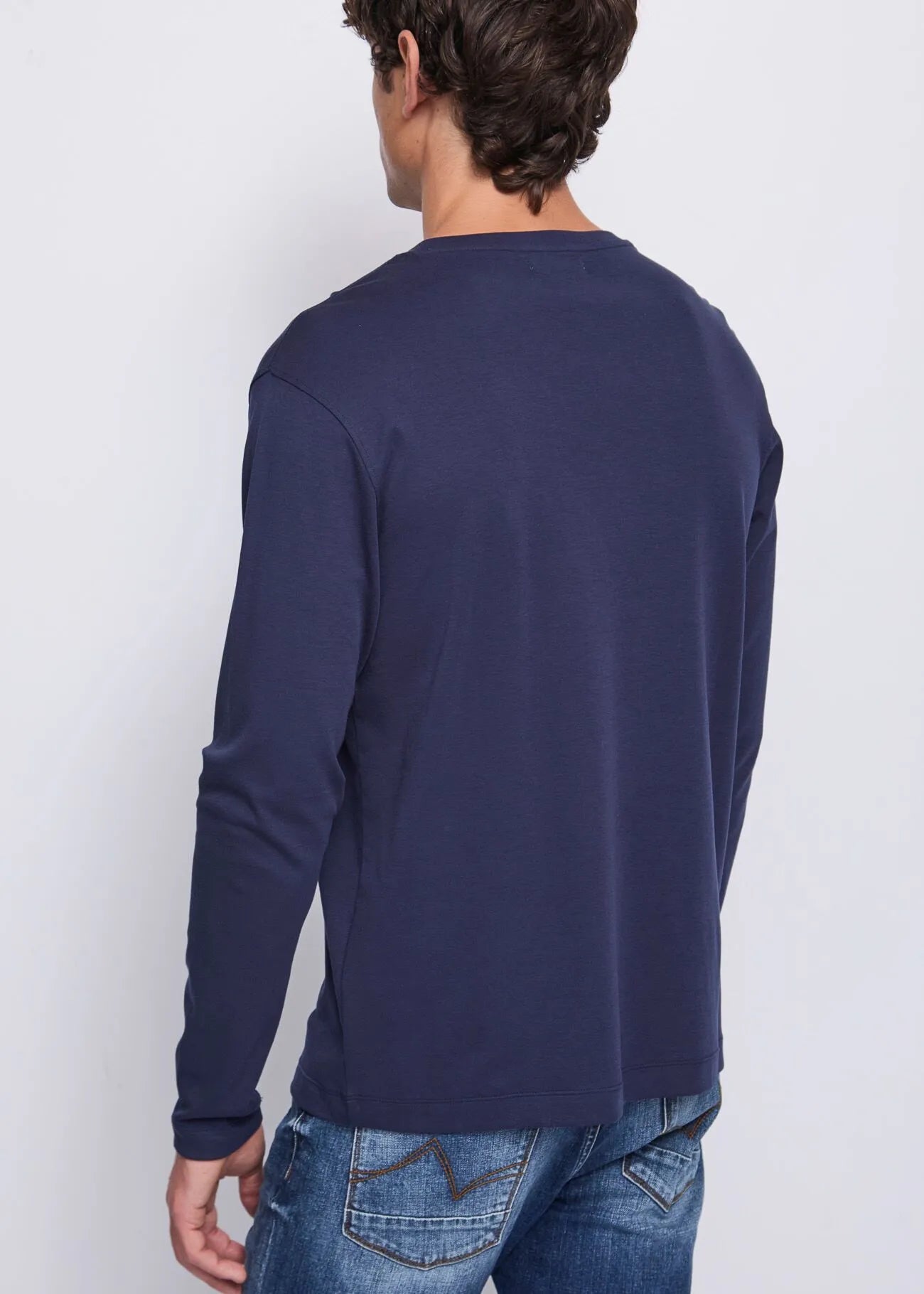 CAMISETA LOGO ENGOMADO - GAUDÌ