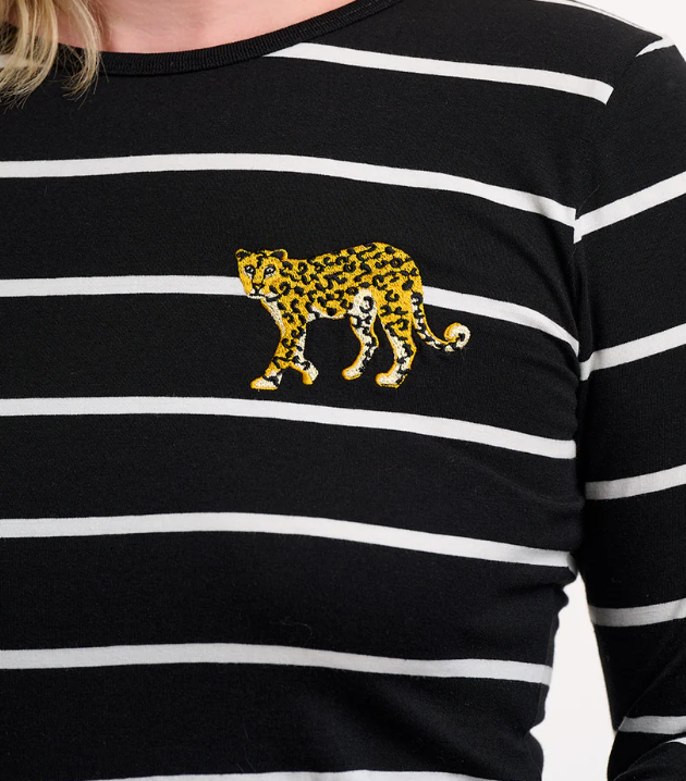 CAMISETA LEOPARDO BORDADO - SUGARHILL