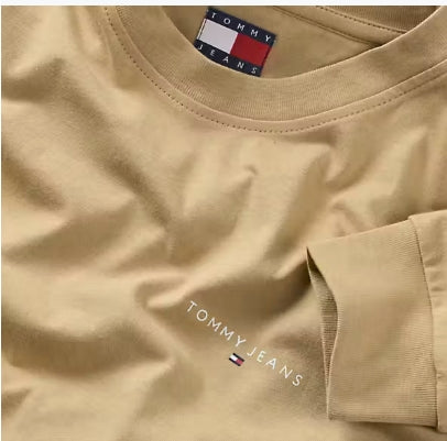 CAMISETA SLIM BÁSICA - TOMMY JEANS