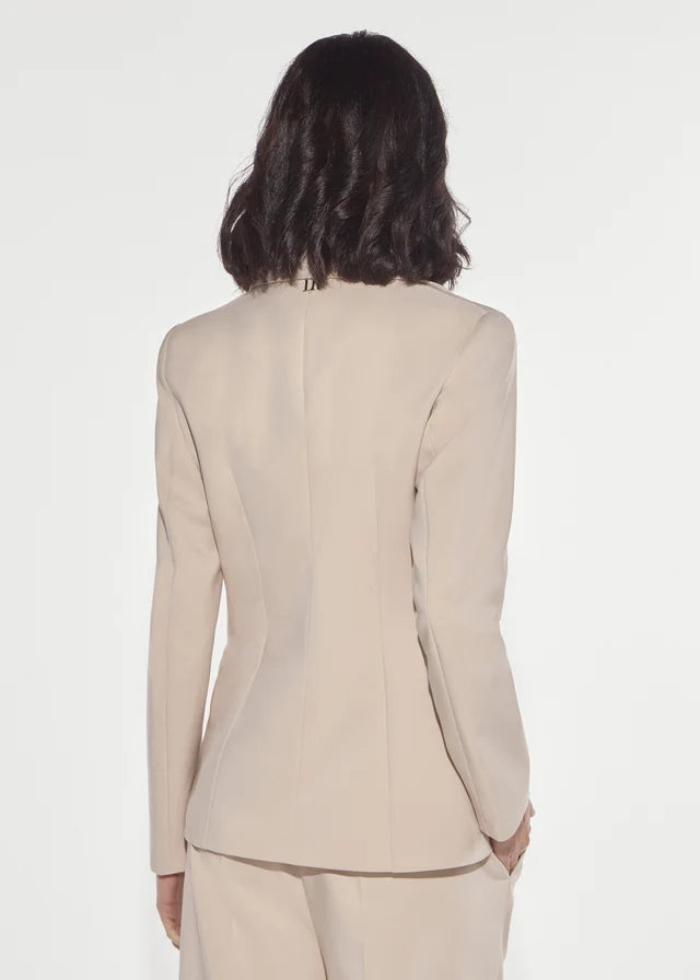 CHAQUETA BOTÓN JOYA - DENNY ROSE