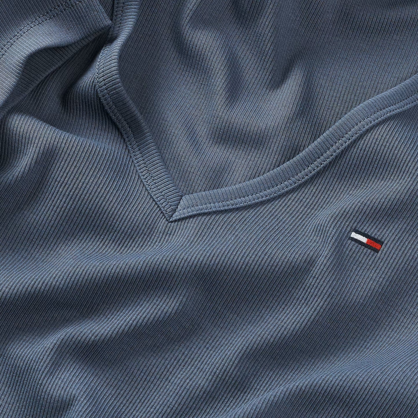 CAMISETA MANGA CORTA - TOMMY JEANS