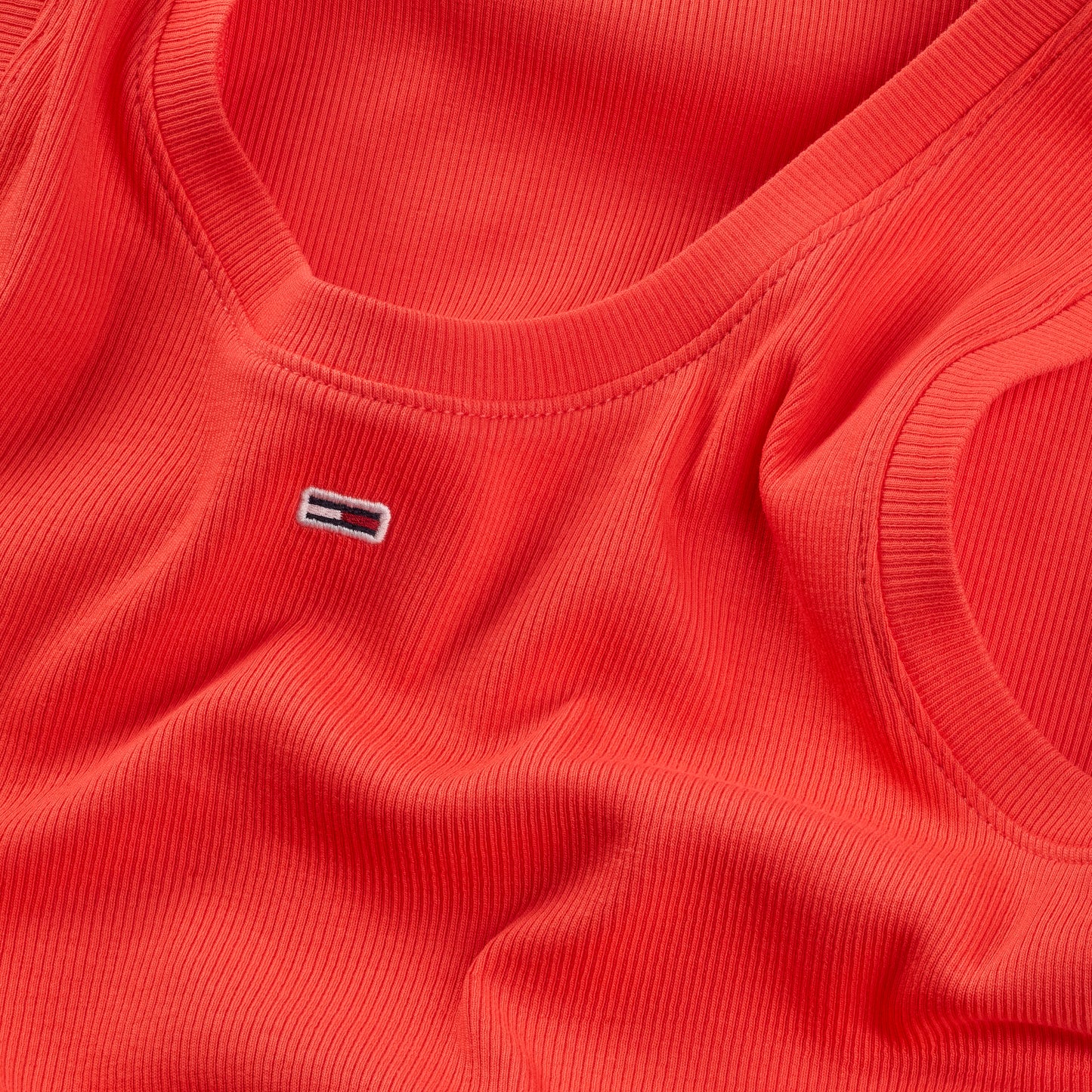 CAMISETA TIRANTES BÁSICA - TOMMY JEANS