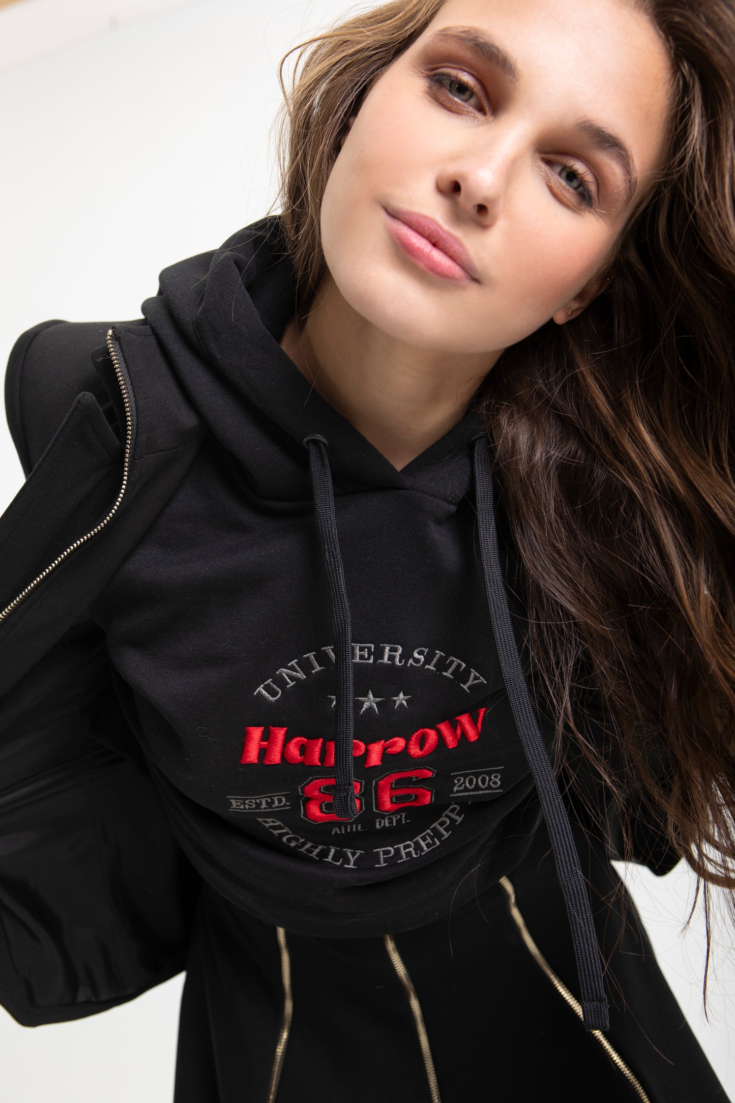 SUDADERA ESCUDO - HIGHLY PREPPY
