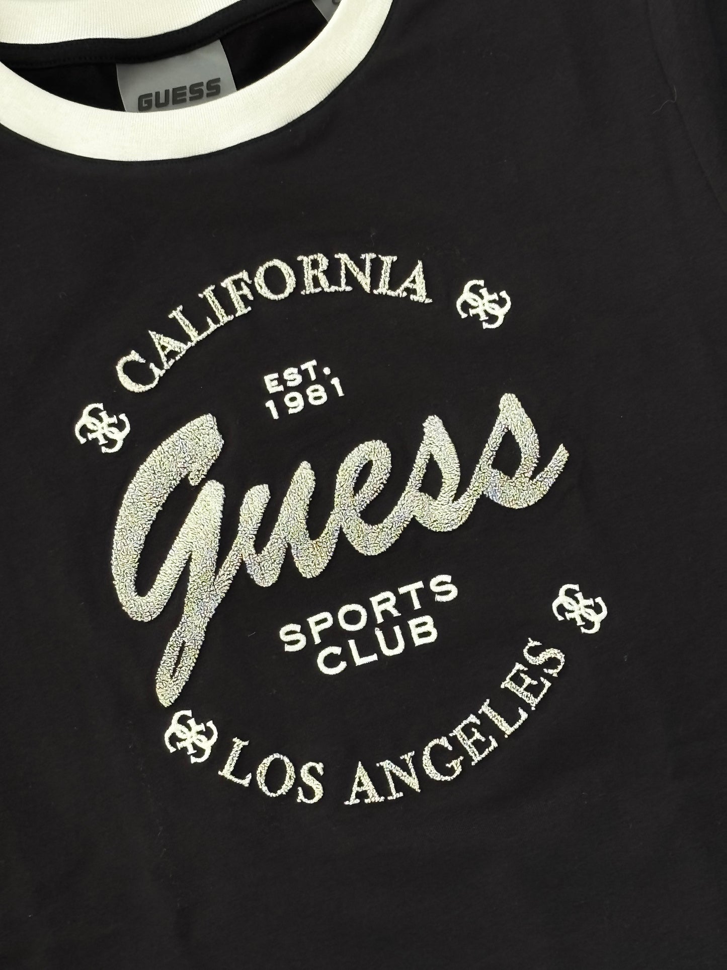 CAMISETA SPORT CLUB - GUESS
