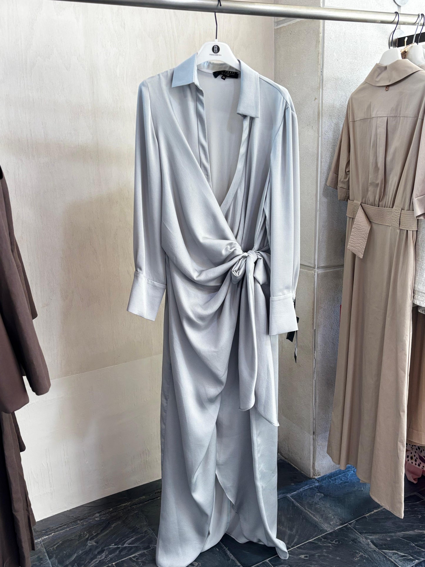 VESTIDO SATÉN CRUZADO - ALBA CONDE