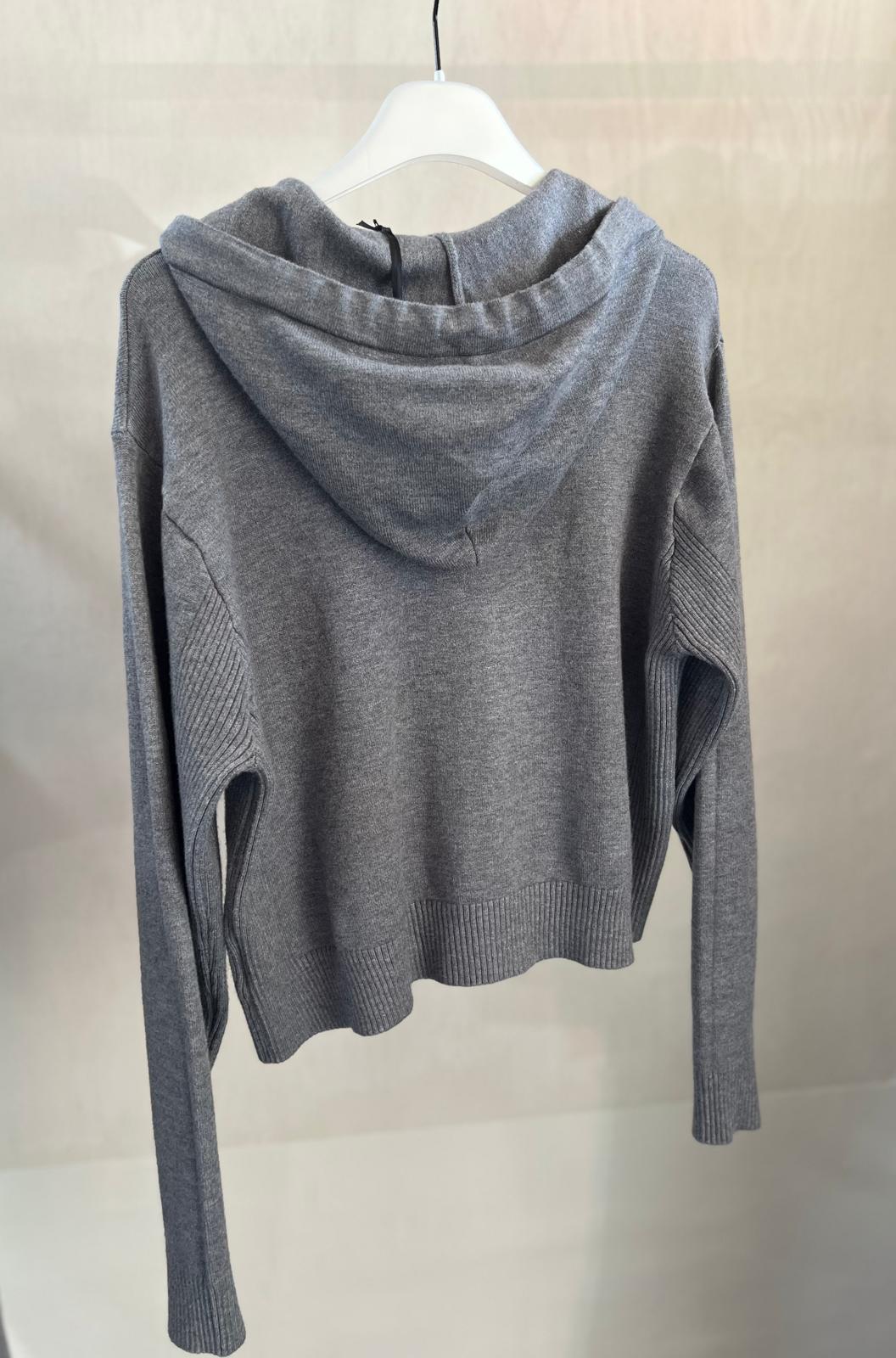 CHANDAL CREMALLERA CAPUCHA - DENNY ROSE
