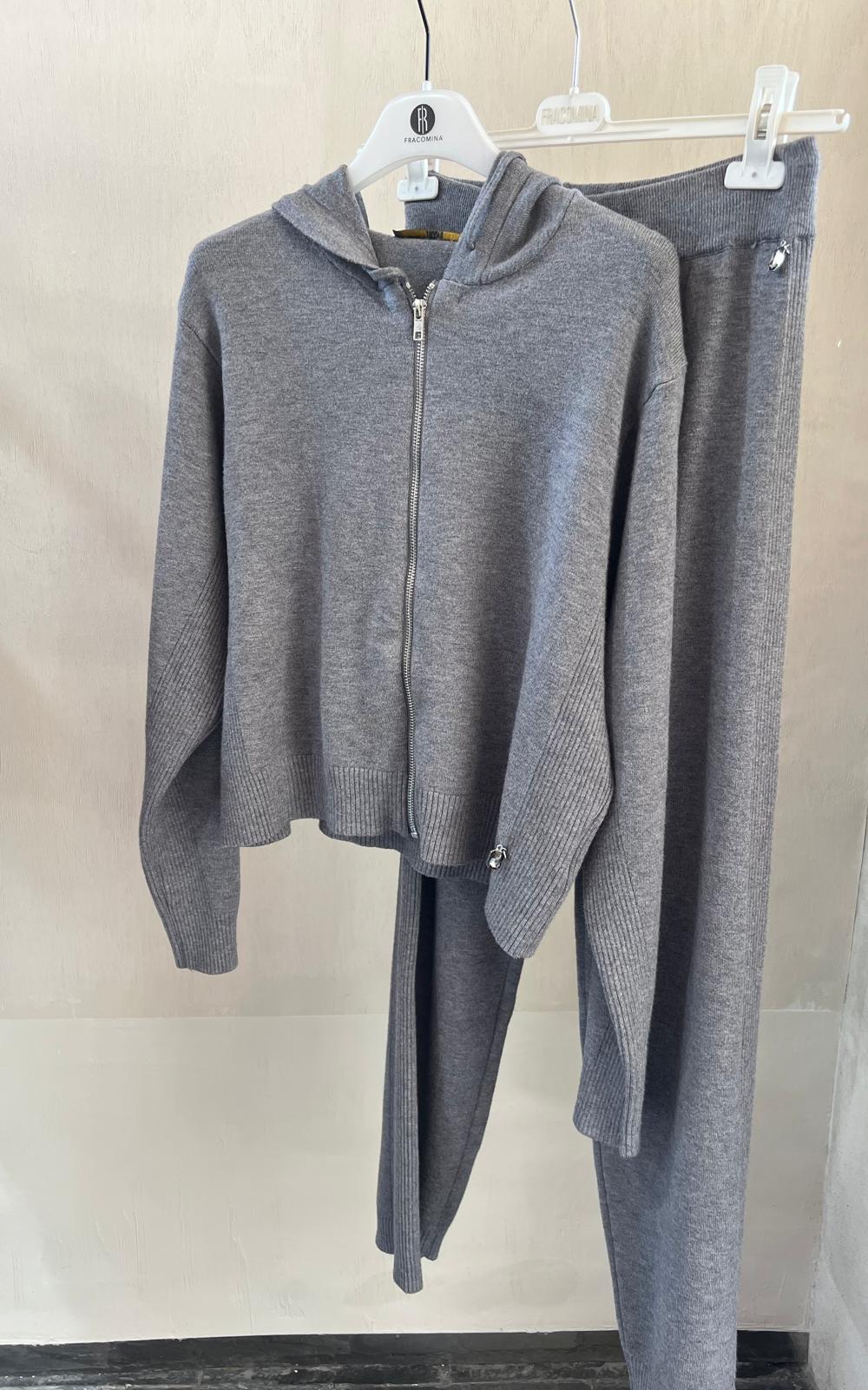 CHANDAL CREMALLERA CAPUCHA - DENNY ROSE