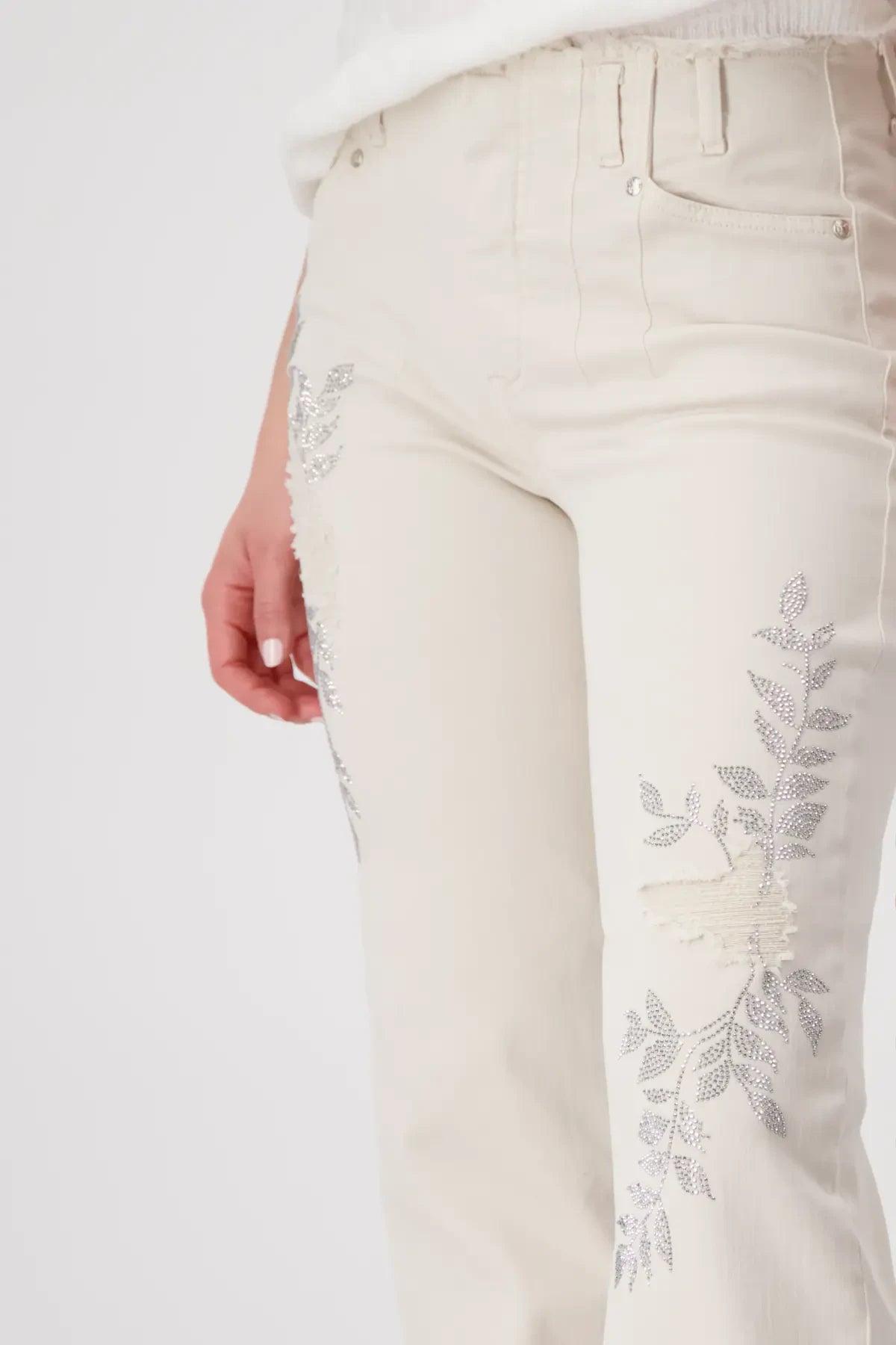 PANTALON VAQUERO BORDADO STRASS - MONARI