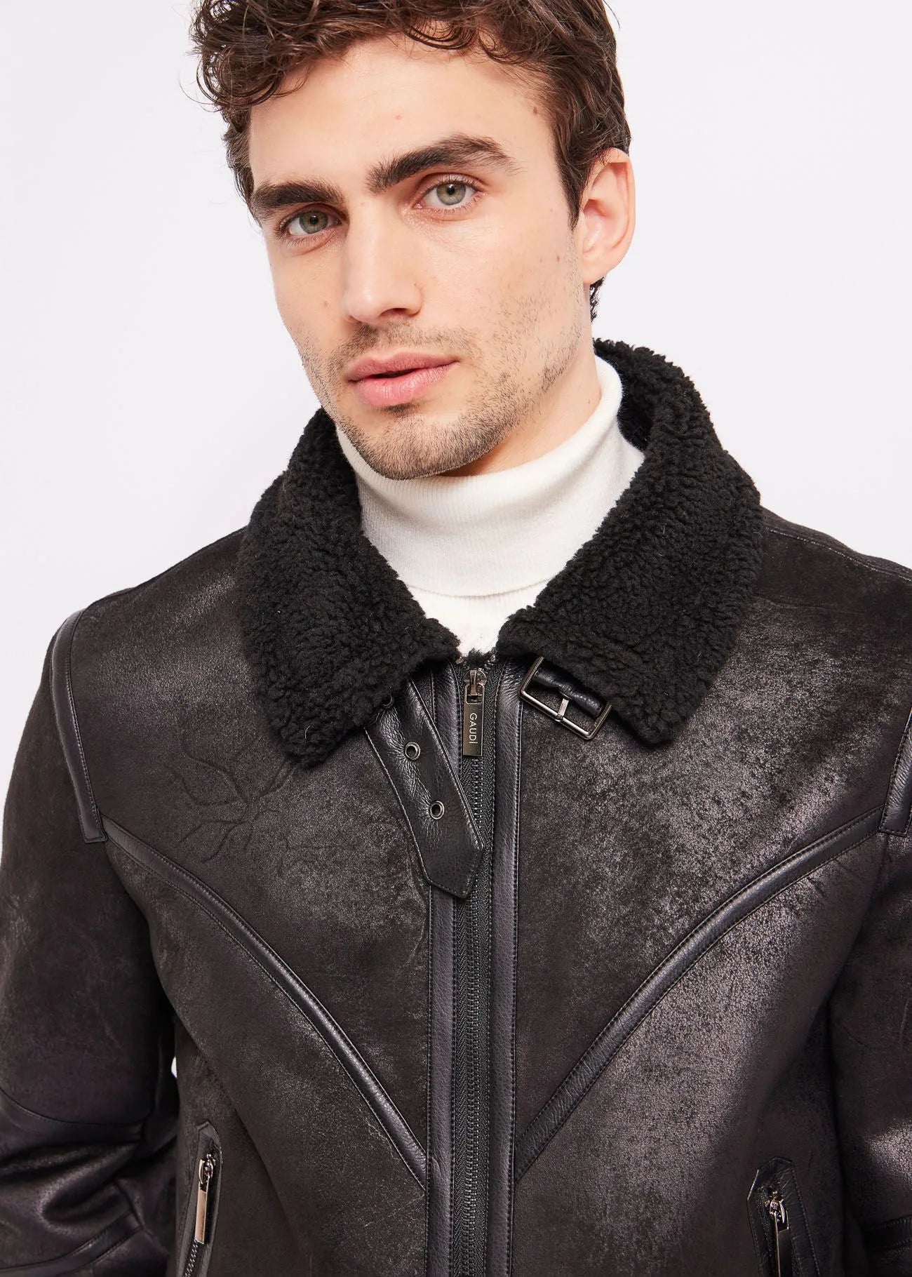 Chaqueta faux-shearling negra - Gaudí