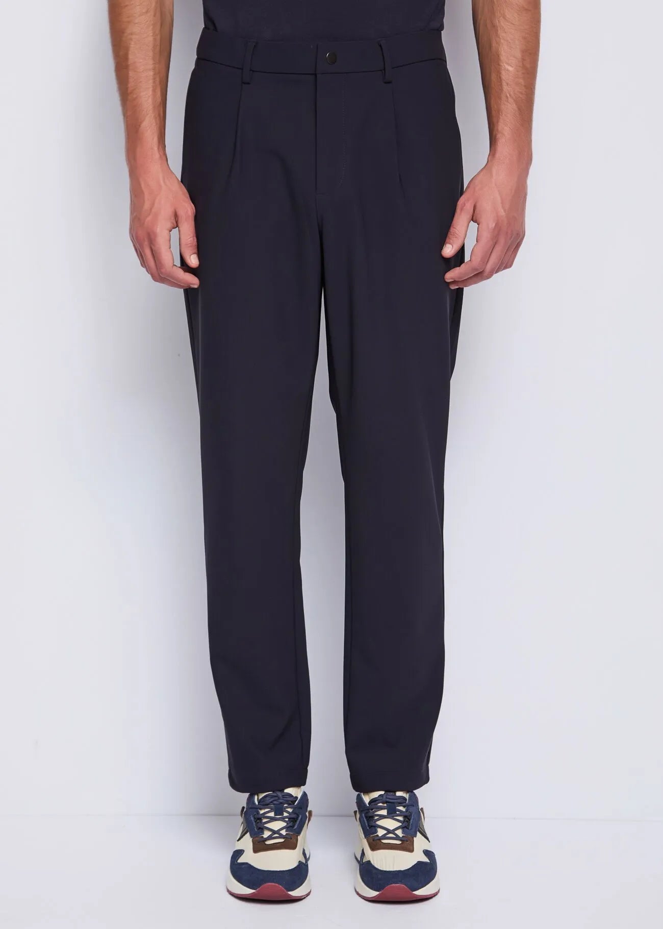 PANTALÓN CON PINZA - GAUDÌ