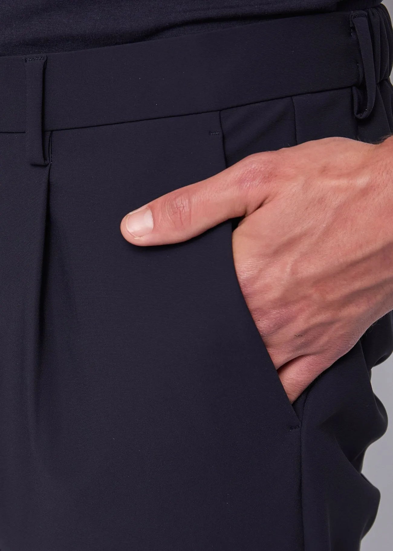 PANTALÓN CON PINZA - GAUDÌ