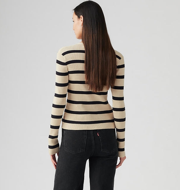 REBECA RAYAS - LEVI'S