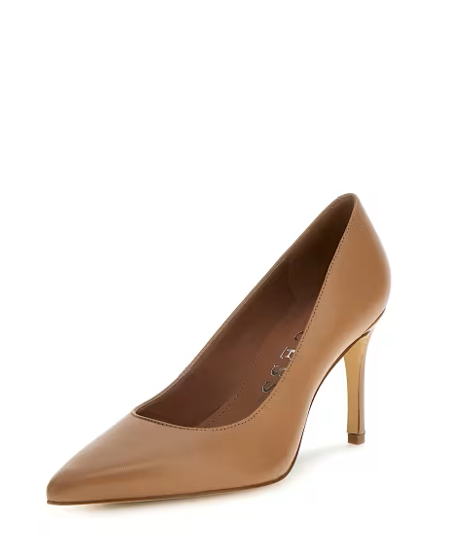 SALÓN CERRADO LOGO TACÓN - GUESS