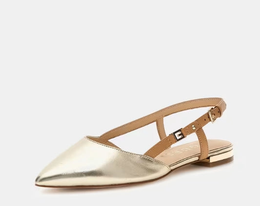 ZAPATO DESTALONADO DORADO - GUESS