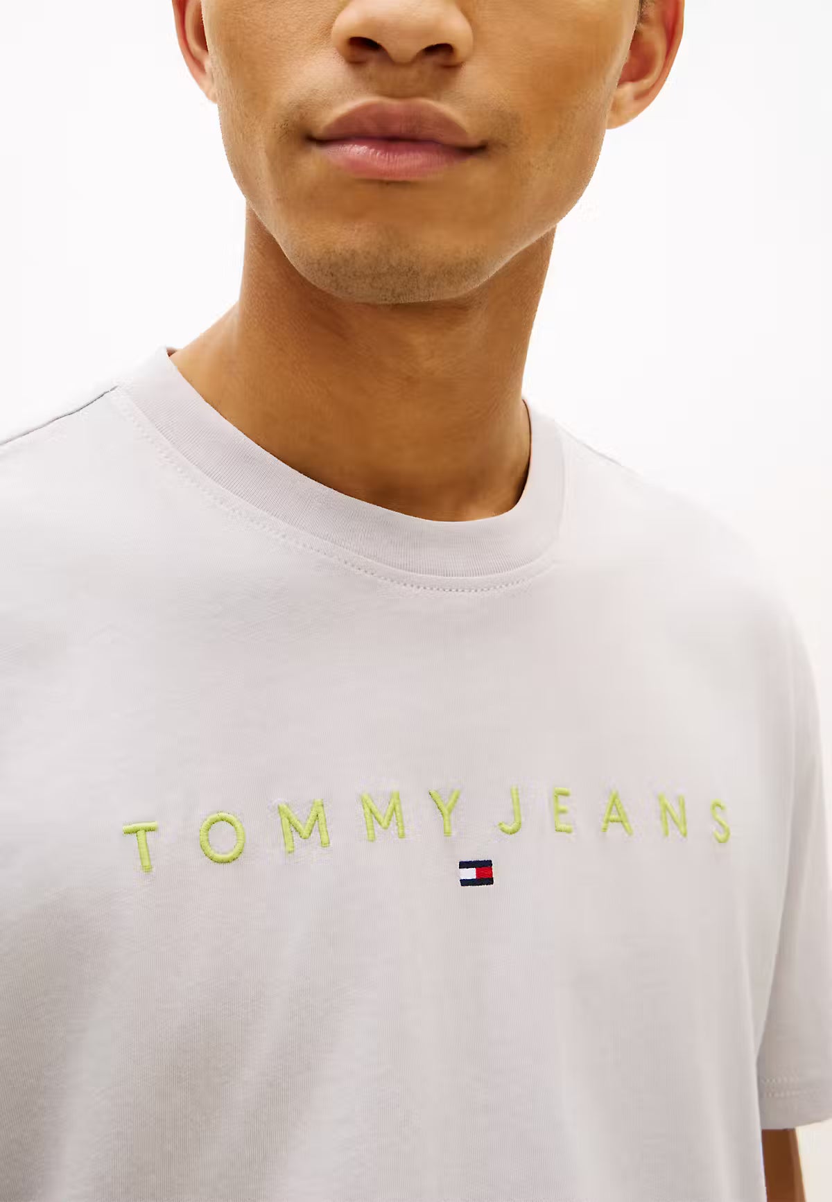 CAMISETA LOGO VERDE - TOMMY JEANS