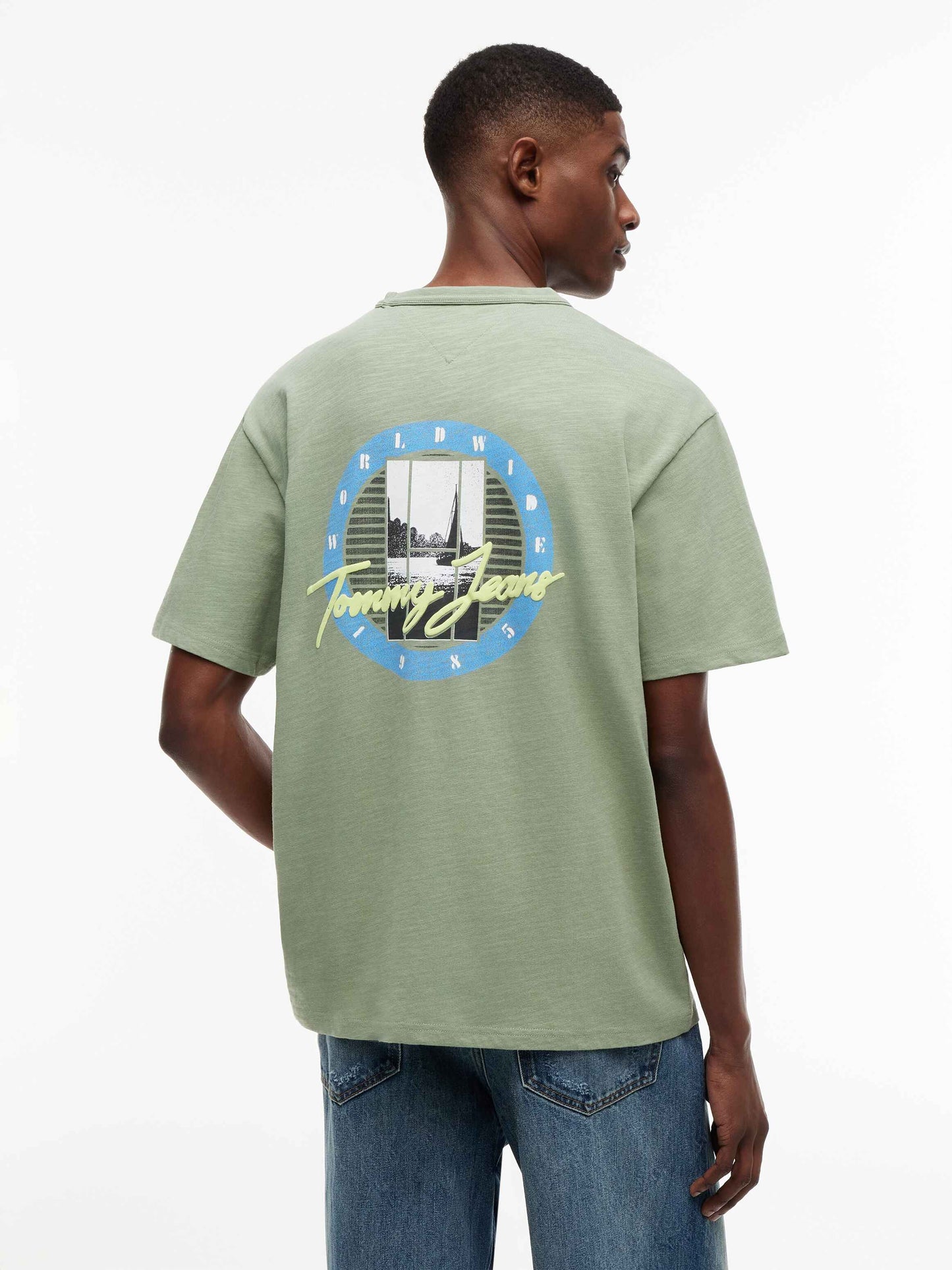 CAMISETA DIBUJO ESPALDA - TOMMY JEANS