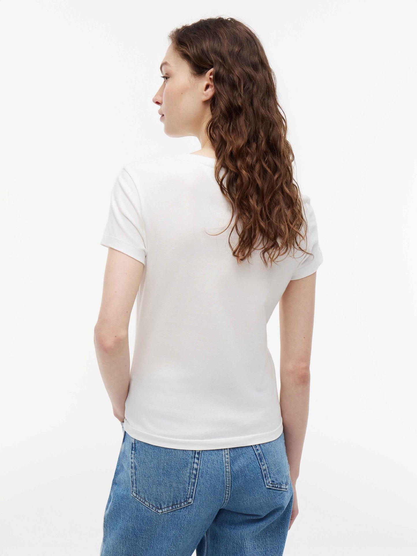 CAMISETA BÁSICA - TOMMY JEANS