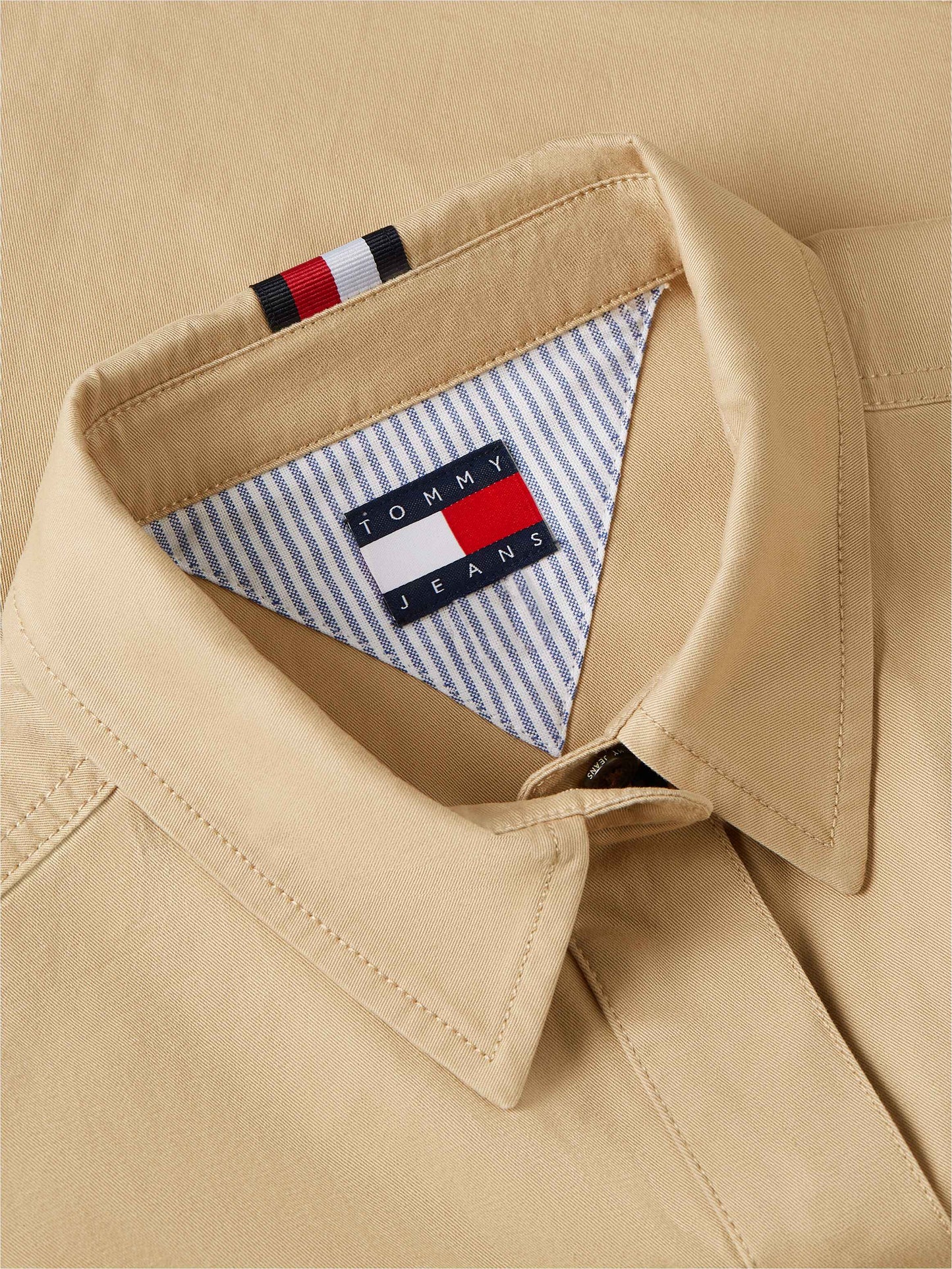 CAMISA CROPPED ESCUDO - TOMMY JEANS