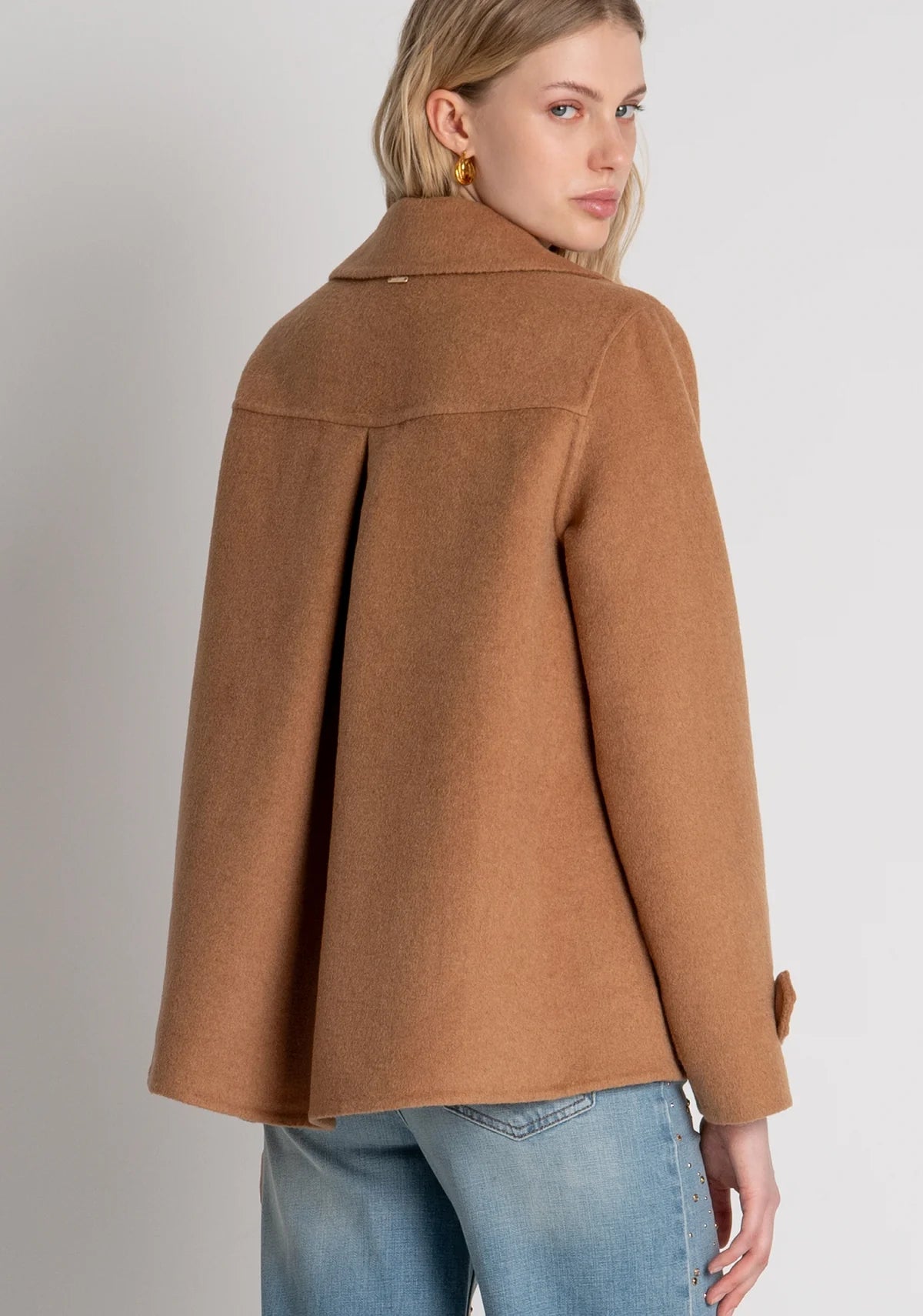 CHAQUETÓN FLARE - FRACOMINA